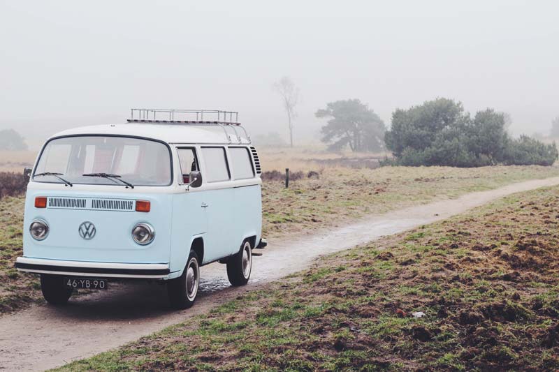 fog-road-car-volkswagen-van-driving-129108-pxhere-com-small.jpg